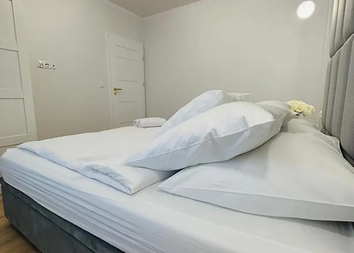 3 Bedrooms Premium Bella White For 8 Guests With Ac And Underground Parking *